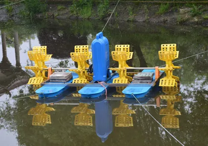 Solar Powered Catfish Pond Aerator Paddle Wheel Oxygen Pump for Aquaculture