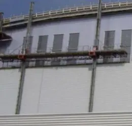 Hoist mast climbing platform
