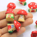 Hot Selling niedlichen Mini 3D niedlichen roten Pilz Hausform Harz Perlen 100pcs Neueste hübsche Mode Harz Charms für Dekore