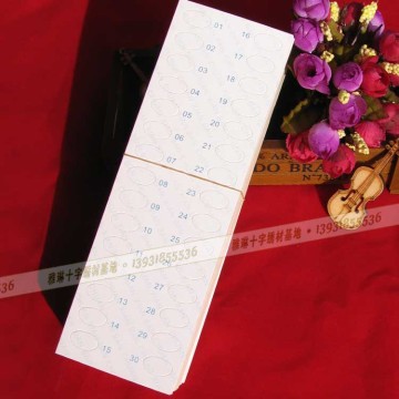 Wholesale cardboard threading board paper board embroidery threading board 30 holes for cross stitch materials