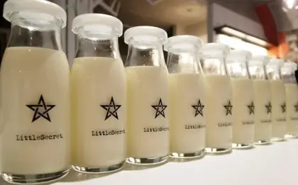 300ml clear glass milk bottles with natural caps