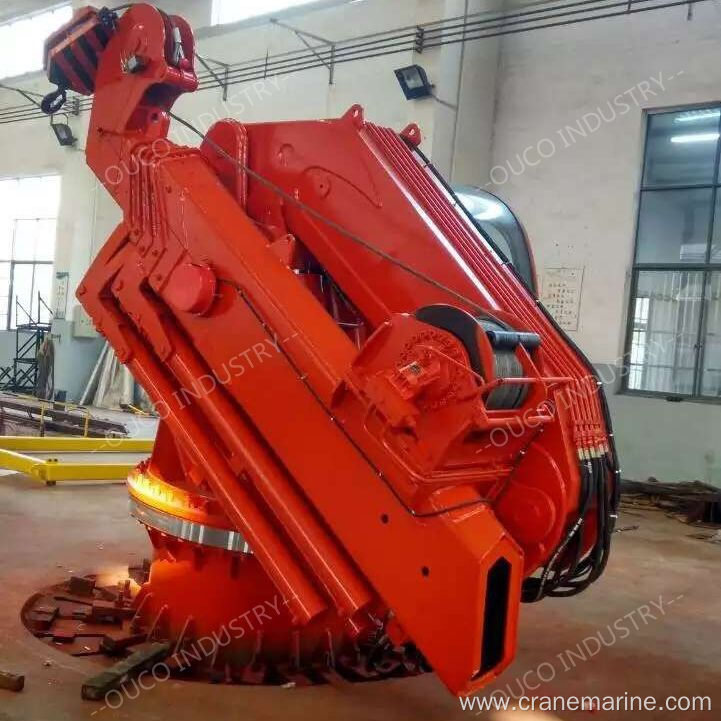 OUCO Custom 6t Marine Crane With Knuckle And Telescoping Boom To Save Space