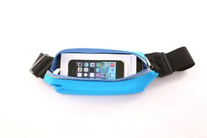 sport waist bag with phone