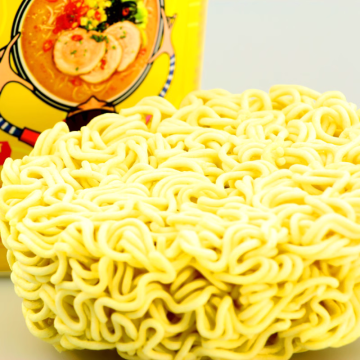 Noodle coreane spaghete piccante di ramen istantanea noodle
