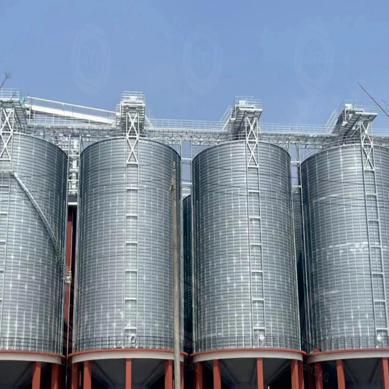 Environmental protection dust removal feeding silo