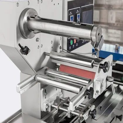 Energy Saving Horizontal Automatic Crackers/Cookies/Biscuits Flow Packing Machine Line