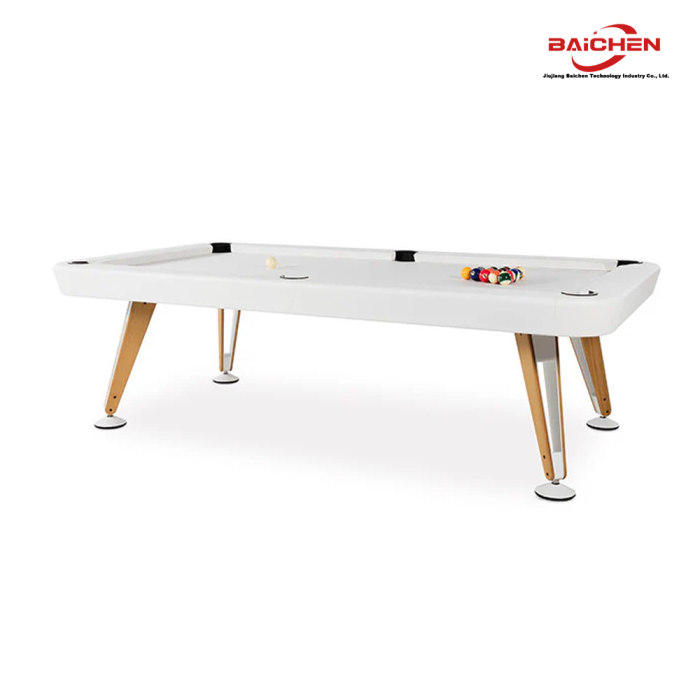 otel süiti lüks bilardo oyun masası