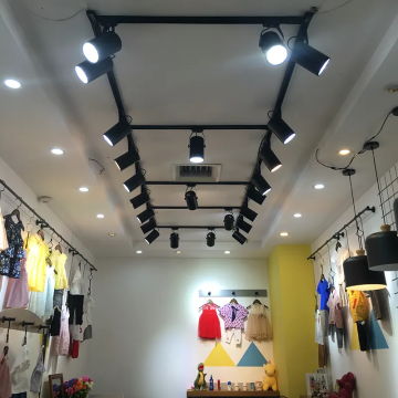 Flicker free dimmable LED Track Light for store