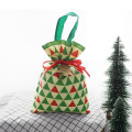 Πράσινο τρίγωνο Χριστουγεννιάτικες τσάντες Μη υφασμένες σακούλες συσκευασίας