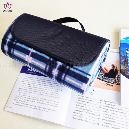 Outdoor Picnic Blanket High qulity Printed waterproof picnic mat for sale Supplier