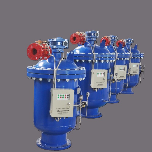 Side inlet and outlet brush type self-cleaning filter