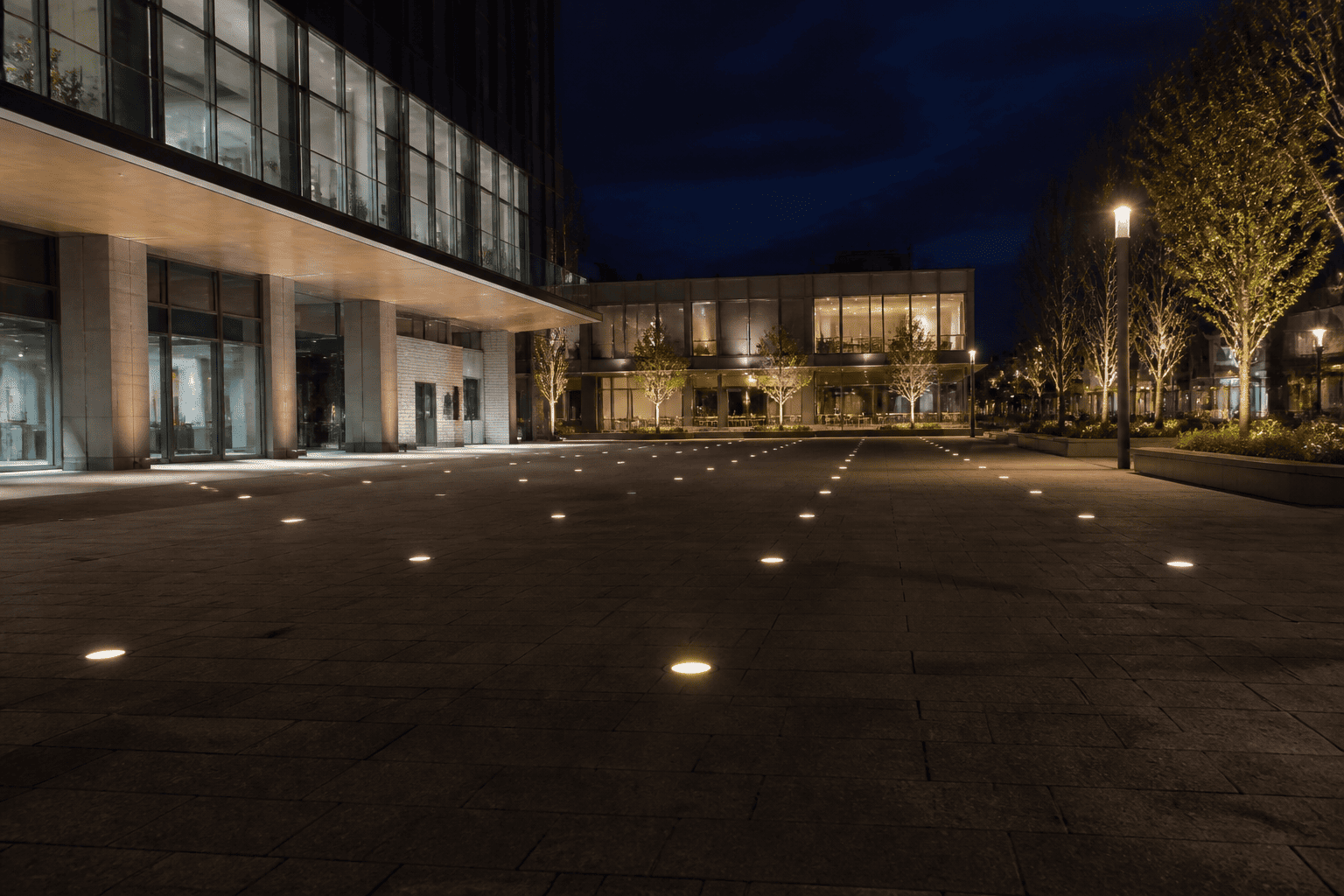 scene-plaza