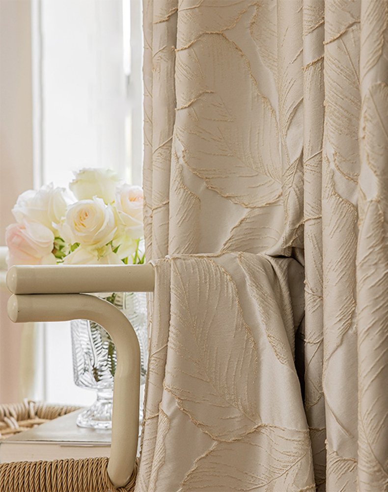 Classial Golden Eedge French Relief Jacquard Curtains