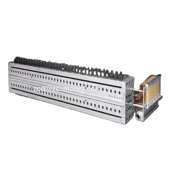 PC Multiwall Polycarbonate PP Hollow Sheet Extrusion Mould and Process