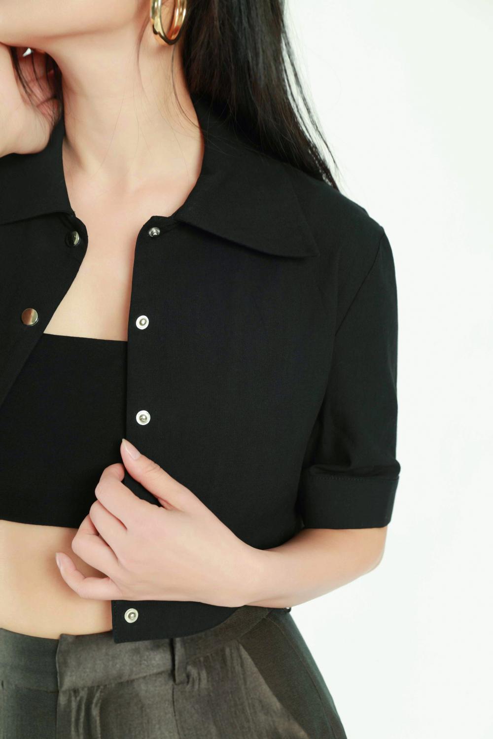 Ladies woven short sleeve jacket