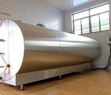 Serbatoi di raffreddamento al latte in acciaio inossidabile - da 100 litri a 1000L per macchinari da latte