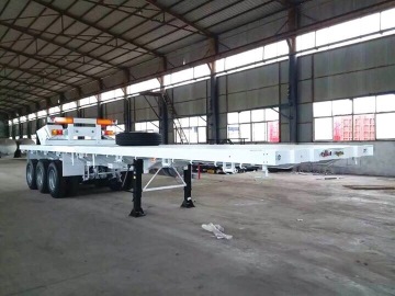 Container Carrying Flat Bed Semi Trailer Truck