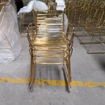 Hight Quality Gold Stackabale Wire Stuhl