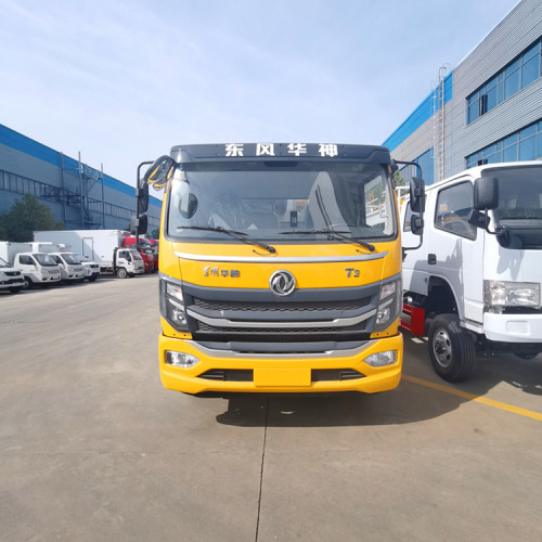 Грузовик Dongfeng Huashen Asphalt Sprinkling