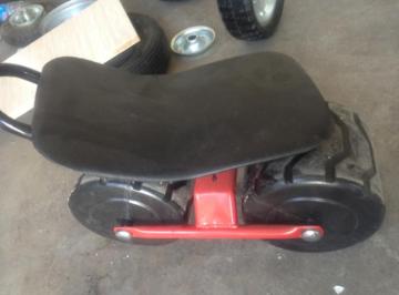 Useful Rooling Garden Seat Tool Cart