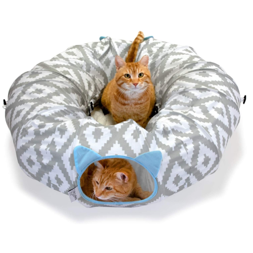 大型猫のトンネルベッド