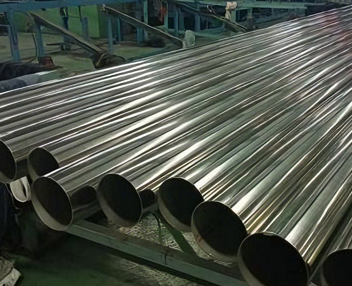 Stainless steel welded steel pipe