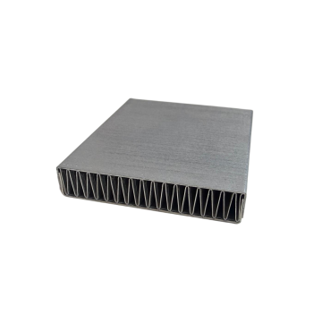 Striscia di alluminio per la dissipazione del calore del chip ad alta planarità