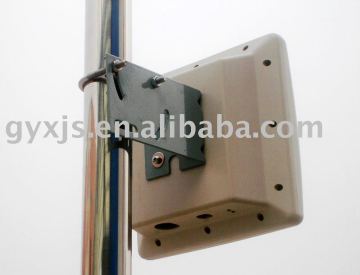 2.4 GHz 14 dBi patch panel antenna with enclosure