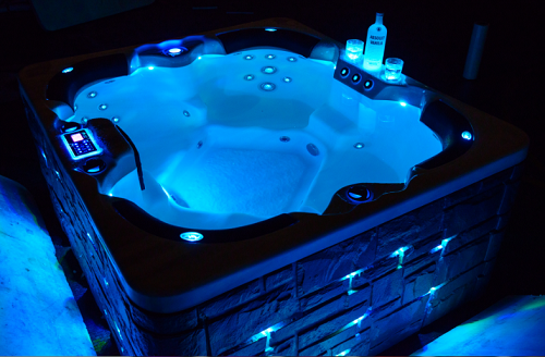 2021 new design LED Square whirlpool hot tub 4 people massage bathtub massage bathtub
