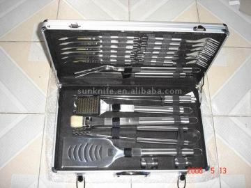 28-pc BBQ tool