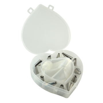 Taartdecoratieset met hartvormige plastic doos