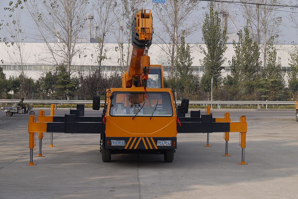 Truck Crane for Emergency Accident
