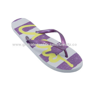Fashionable Women's Slipper with Rubber Sole, Beautiful Color and Superior Quality