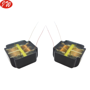 Transformador de pulso con paquete de alto voltaje de carcasa negra
