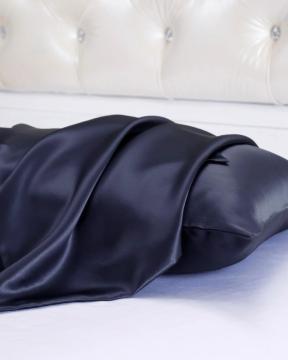 22 Momme Natural Pure Mulberry Silk Pillowcase for Hair and Skin Hidden Zipper Soft Hypoallergenic Silk Bed Pillow Case