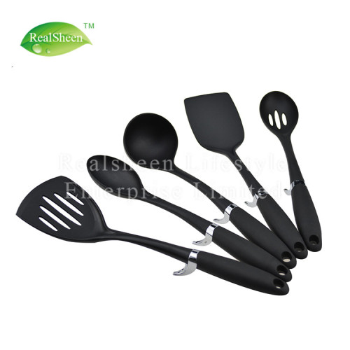 Utensili da cucina in nylon per utensili da cucina con impugnatura in TPR