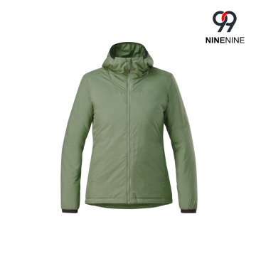 Elegante chaqueta con capucha diseñada para mujer.