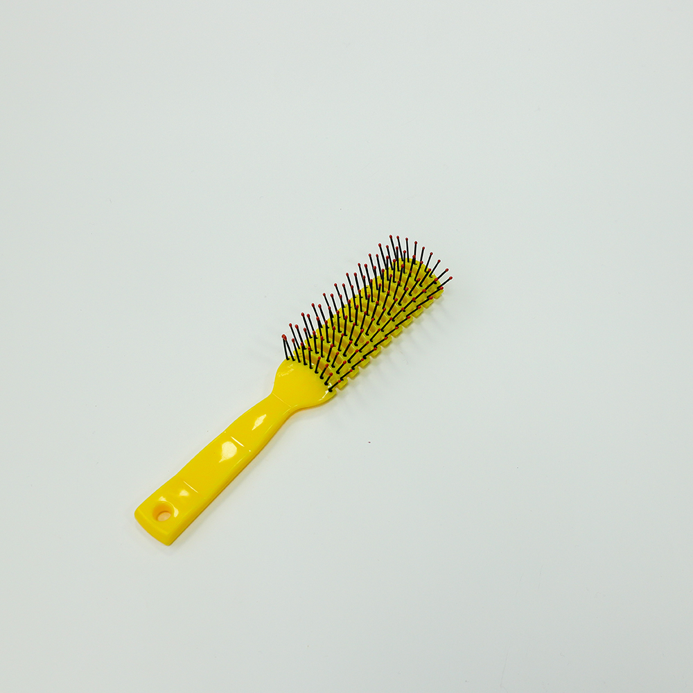 Toddlers Plastic Comb Jpg