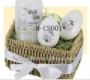 Chic straw bathroom storage basket & Seagrass basket