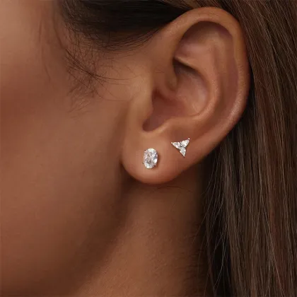 Factory Price S925 Sterling Silver Bright Zircon Earrings - Trend Musical Note Bass Earrings For Women