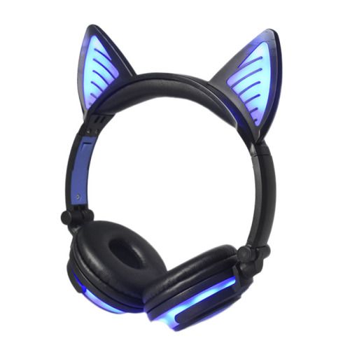 Regalos de navidad que encienden las auriculares lindas del oído de gato