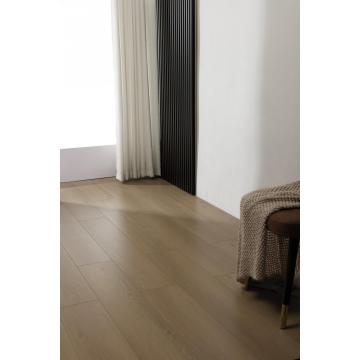 Pavimenti in laminato impermeabile 8/10/12 mm HDF