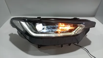 High-Quality Headlights for Ford Taurus 2019-2020