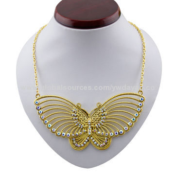 Big Fashion Costume Jewelry Gold Butterfly-shaped Crystal NecklaceNew