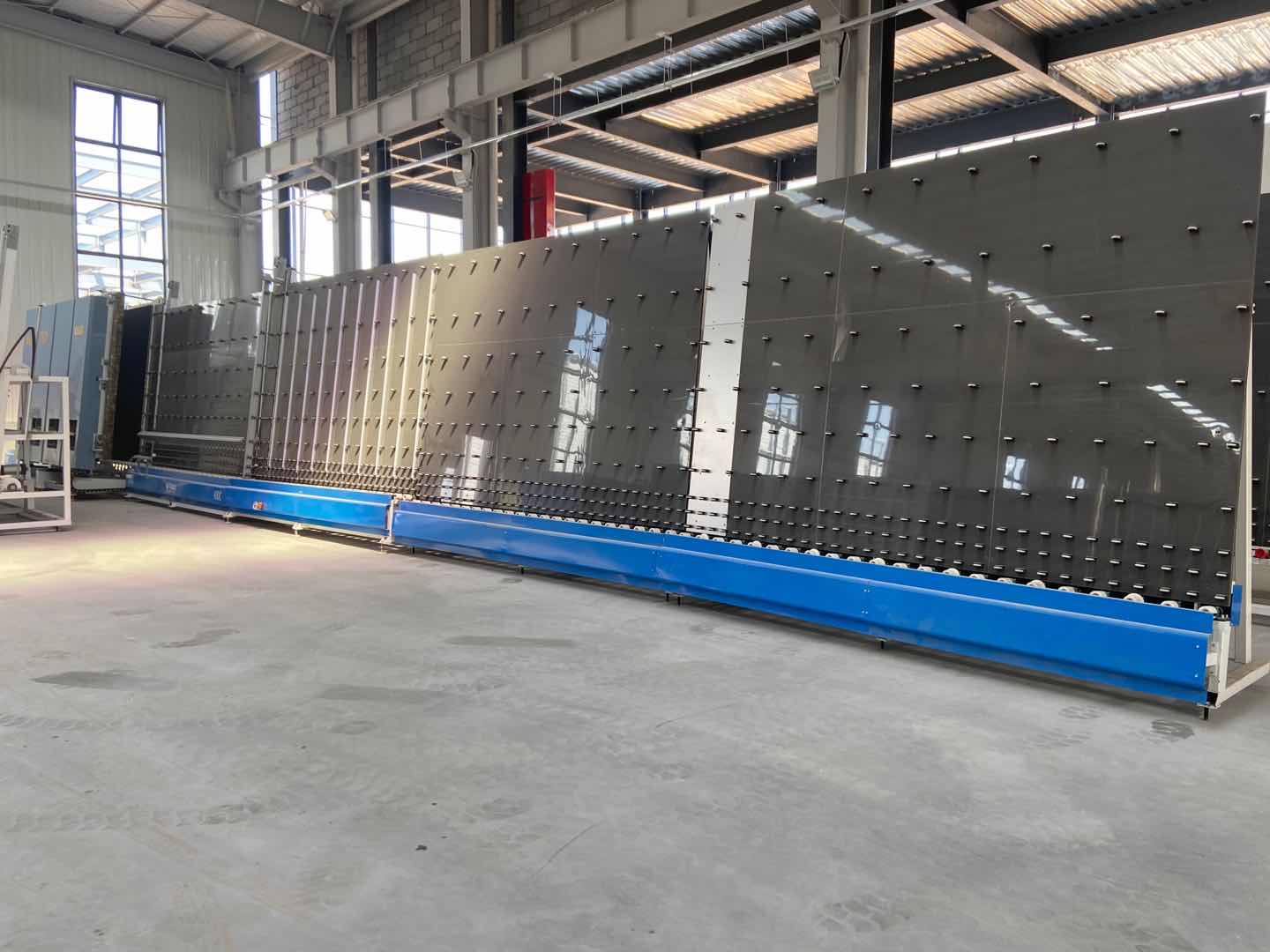 production line for insulating glass