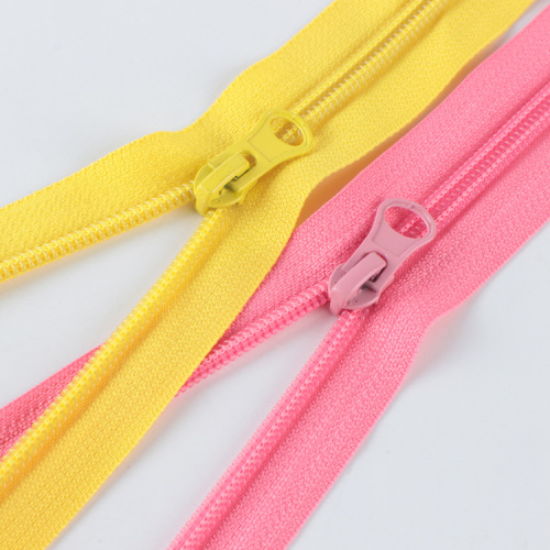 Nylon Zipper Bag Accessories Colored Nylon Zippers For Garments Factory