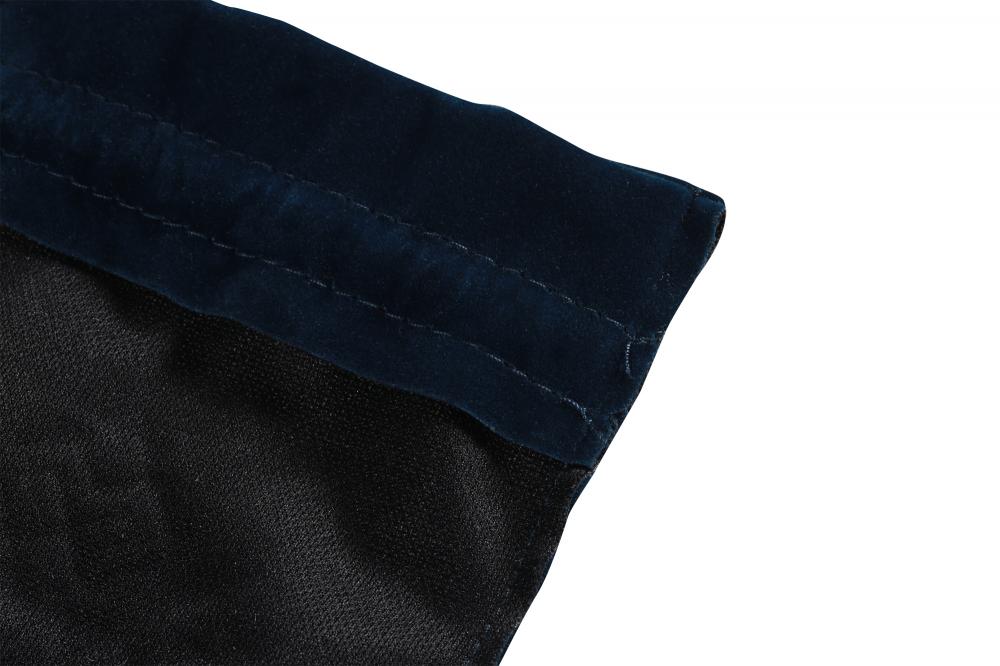 Velvet round pouch with black string