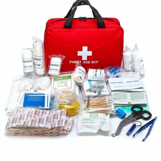 Firstime OEM Convenient Medical Emergency Kit with Full Set of Tools for Tranche de Premier Soins Service Entretien" 

However, considering typical SEO practices and keyword relevance, a more fitting title might be:

"Firstime OEM Convenient Medical Emerg