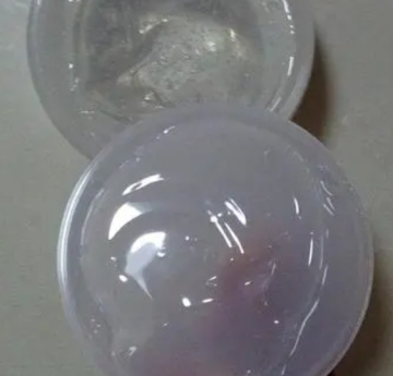Cyclopentasiloxane (and) Dimethicone Crosspolymer