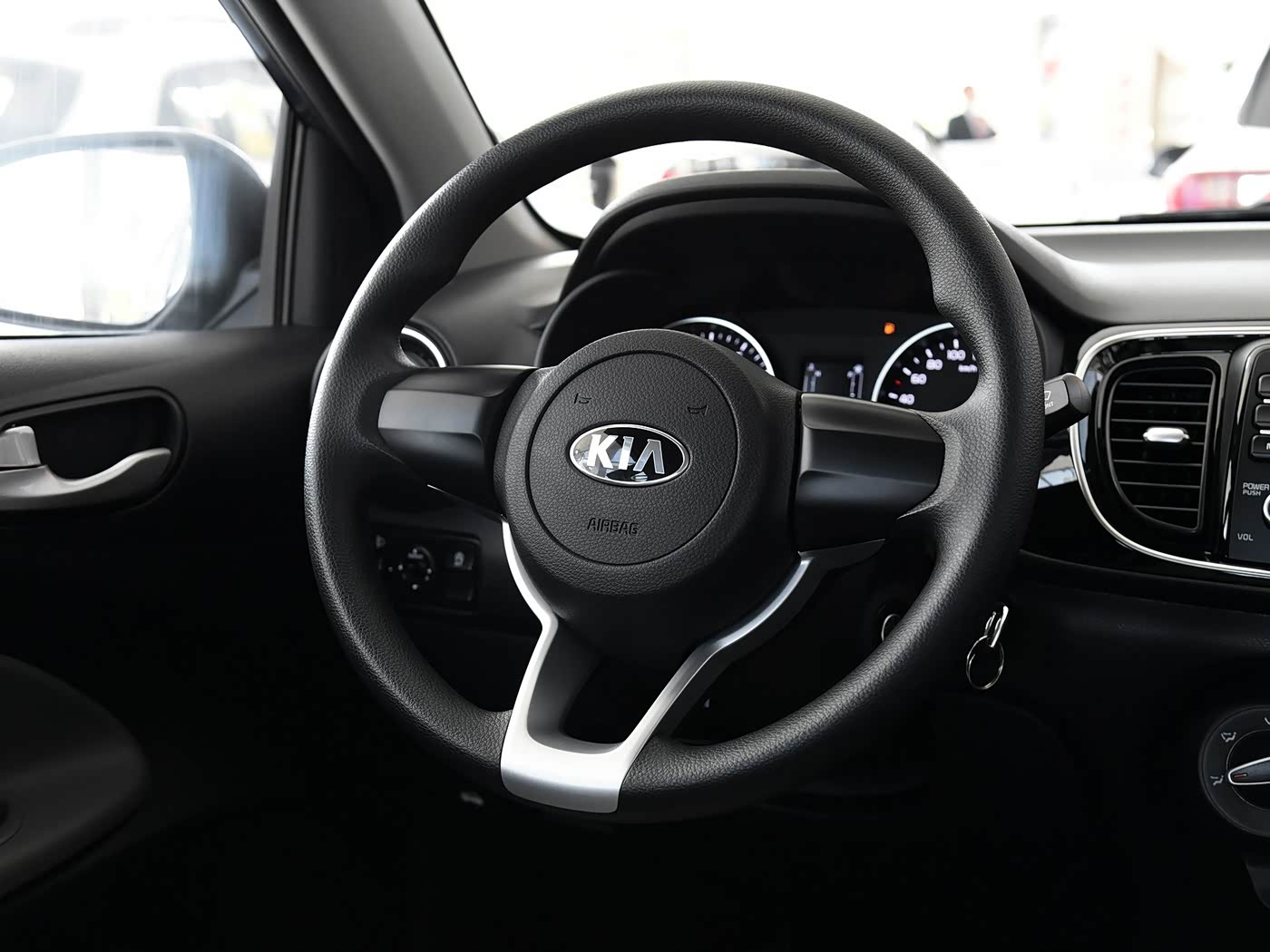 Kia Picanto (9)